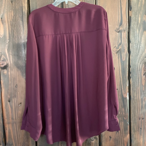 Blouse - Picture 2 of 4